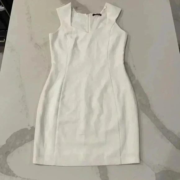 Mango Basics Sweetheart Neckline Asymmetrical Zipper White Dress Women’s Size 6 - Picture 1 of 6